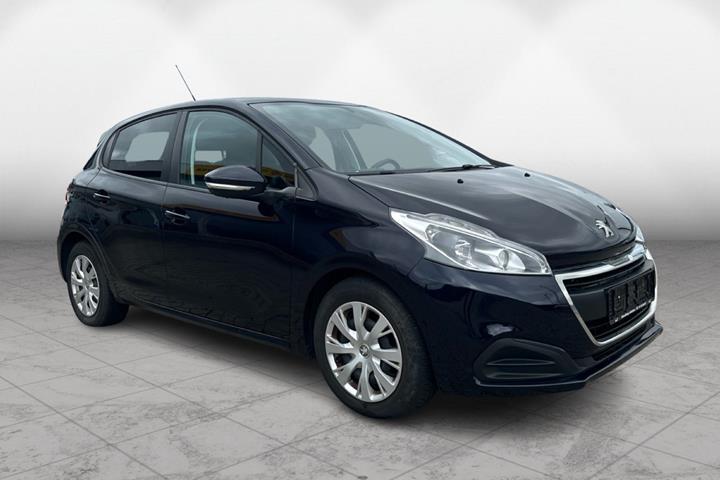 Blå Peugeot 208 fra 2016