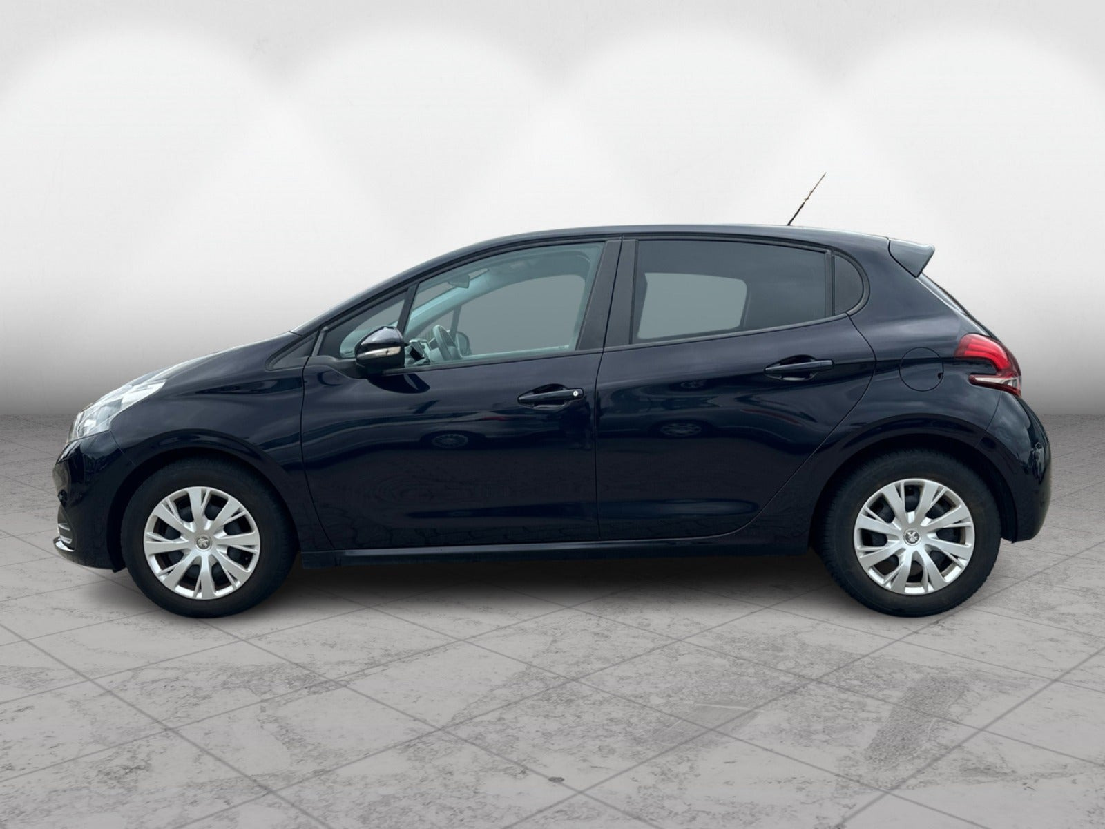 Blå Peugeot 208 fra 2016