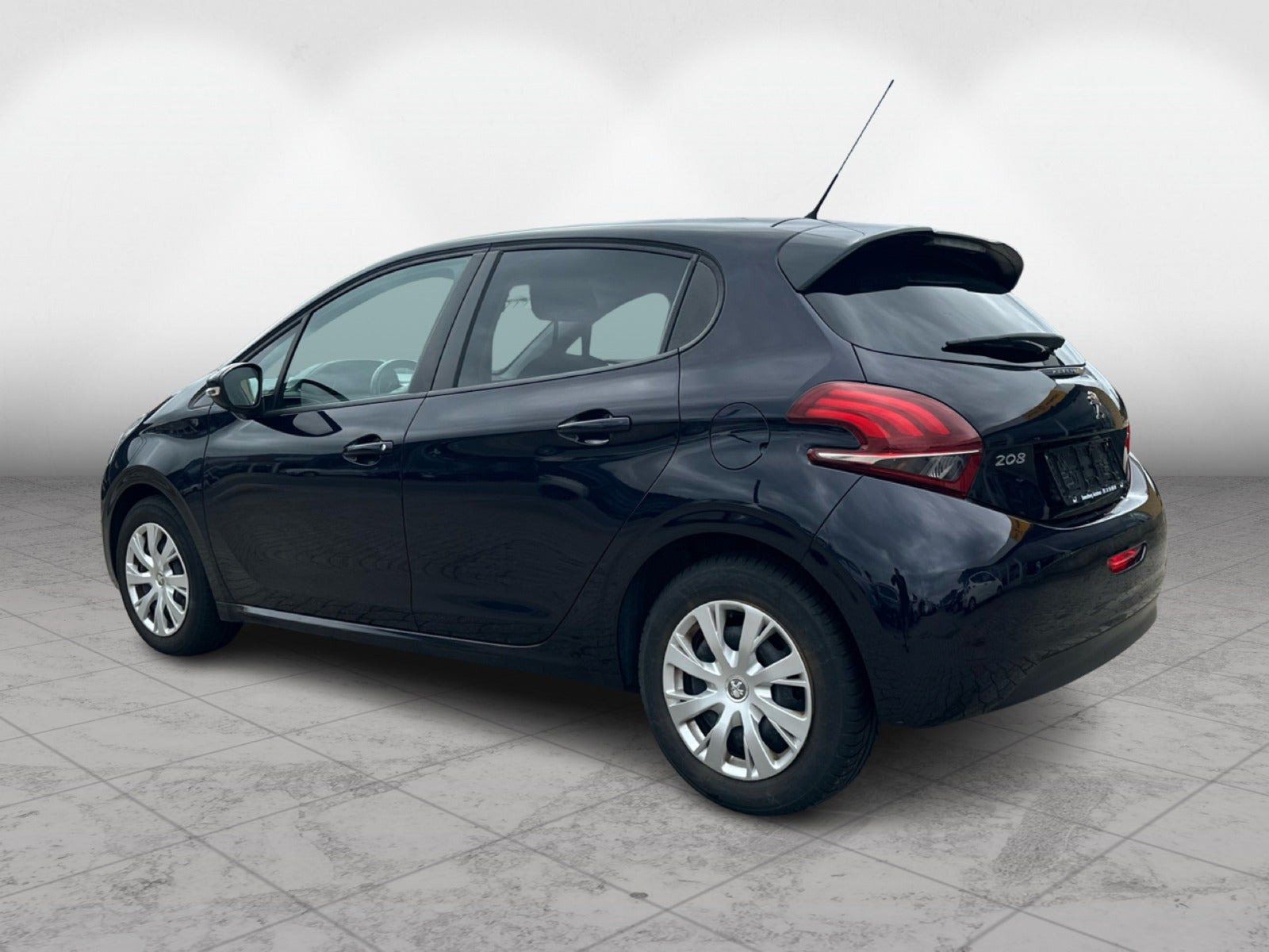Blå Peugeot 208 fra 2016