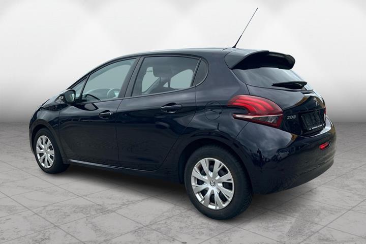 Blå Peugeot 208 fra 2016