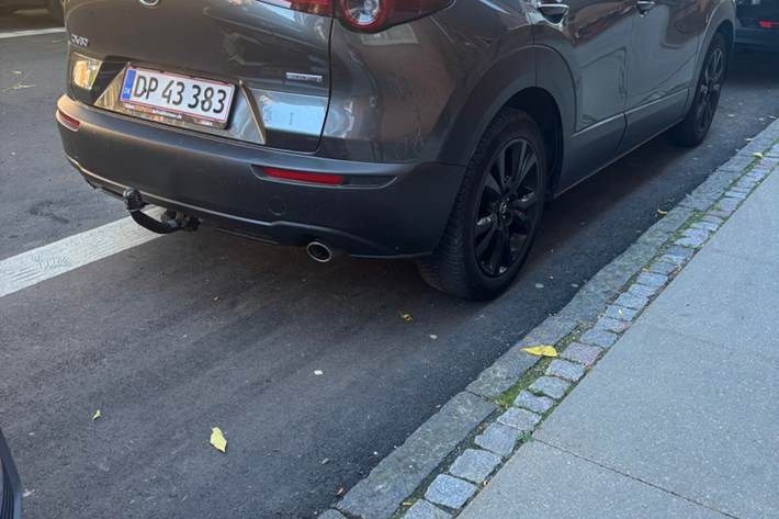 Grå Mazda CX-30 fra 2022