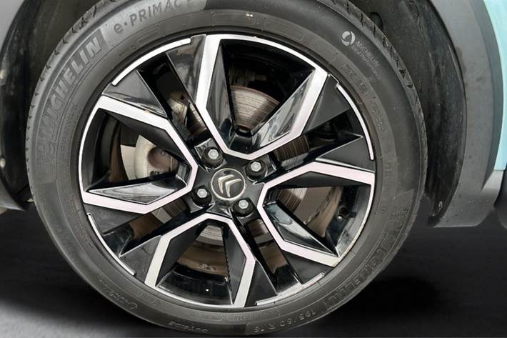 Blå Citroën ë-C4 fra 2021