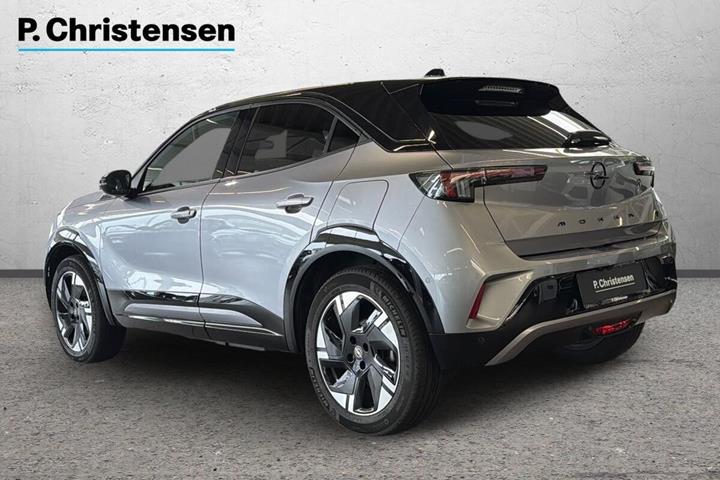 Sølv Opel Mokka-e fra 2025