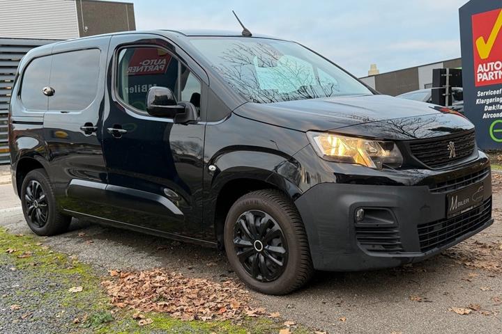 Sort Peugeot Partner fra 2019