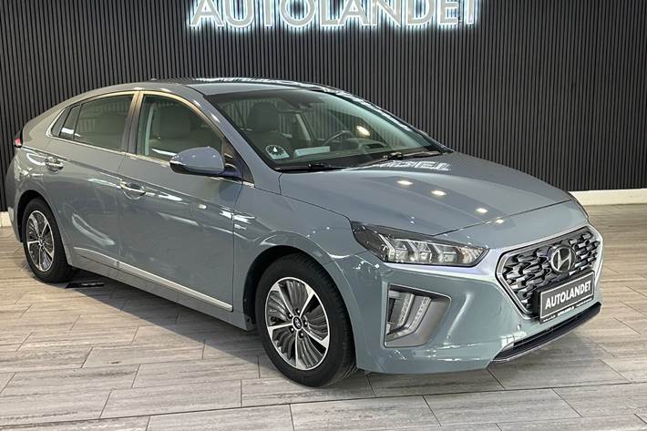 Blå Hyundai Ioniq fra 2020