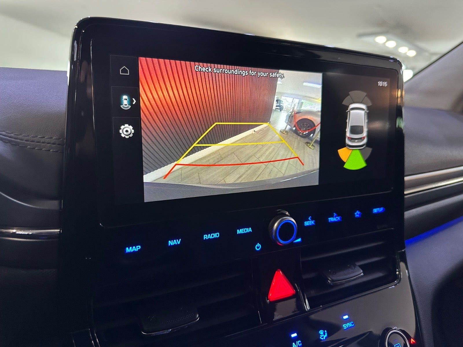 Grå Hyundai Ioniq fra 2020
