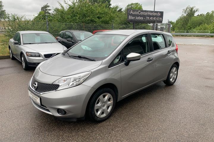 Sølv Nissan Note fra 2017