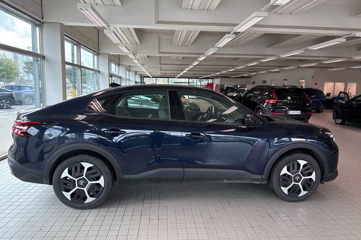 Blå Citroën ë-C4 X fra 2025
