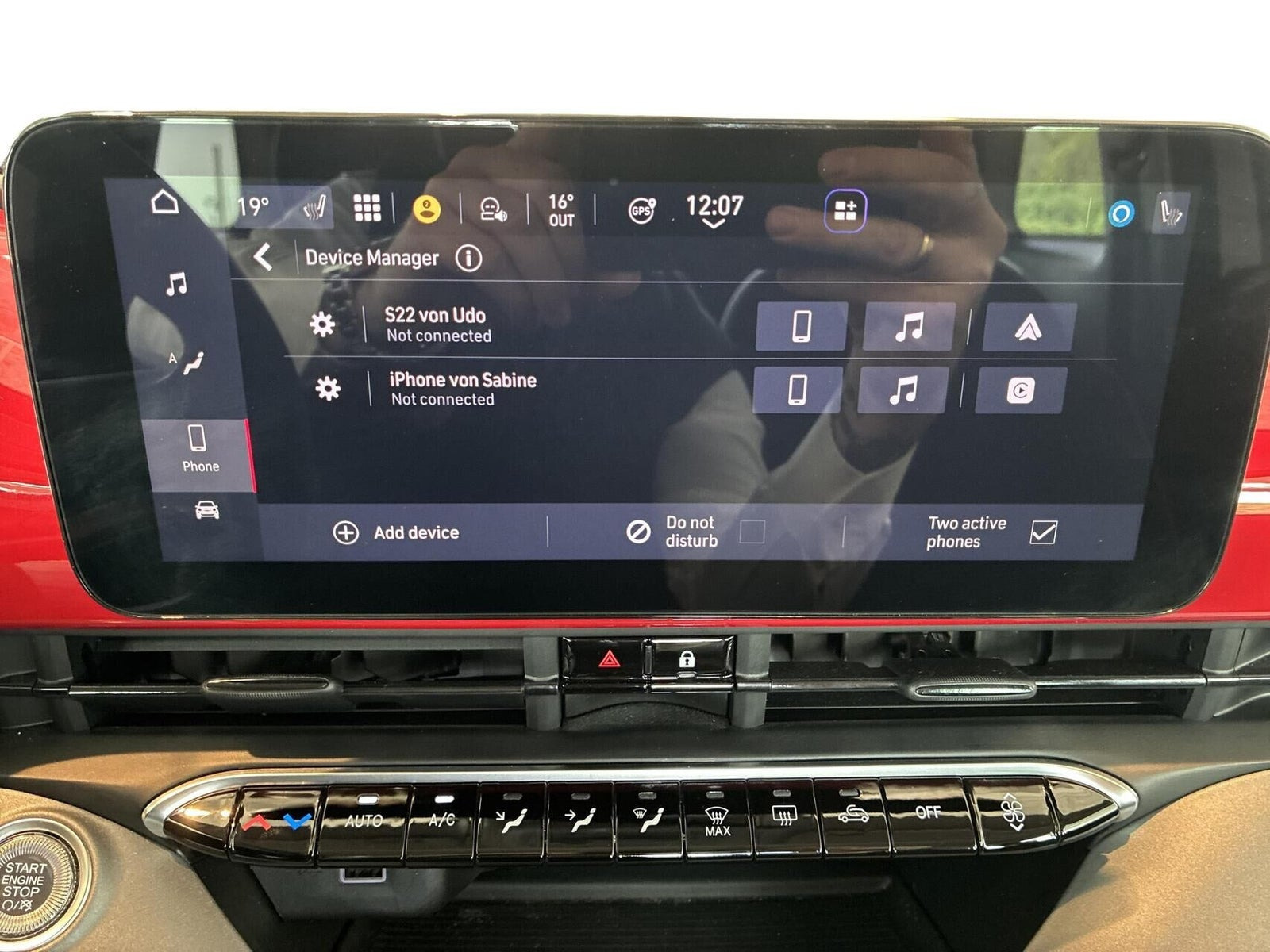 Hvid Fiat 500e fra 2025