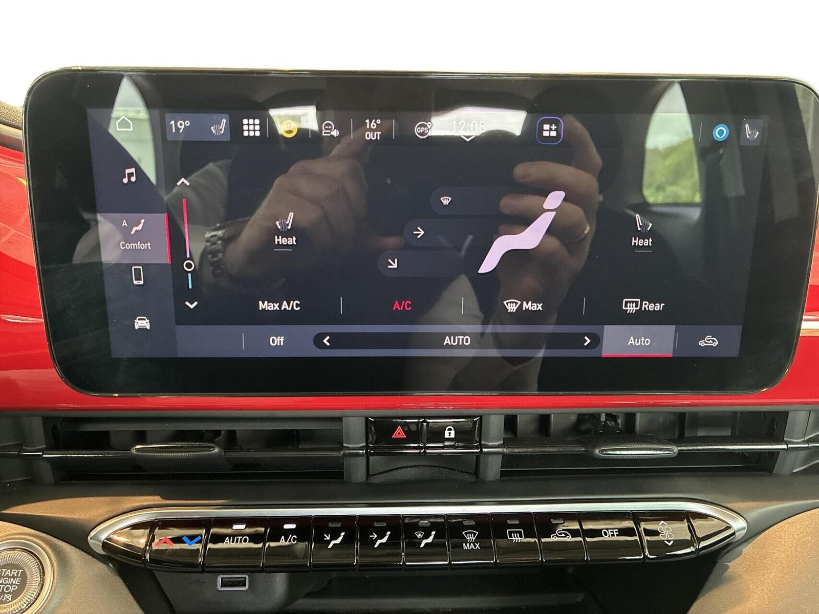 Hvid Fiat 500e fra 2025