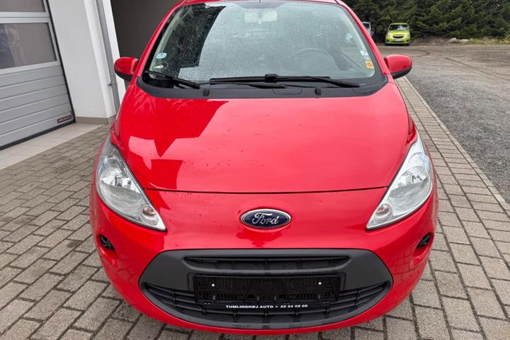 Rød Ford Ka fra 2014