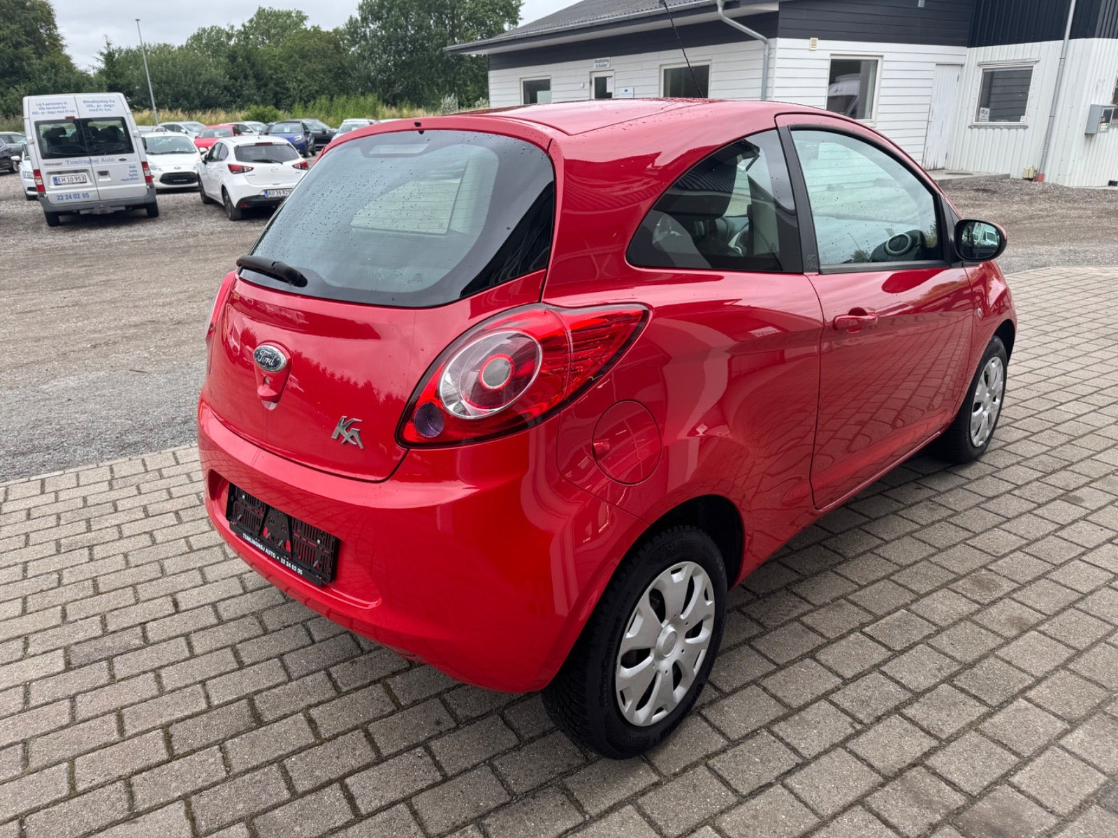 Rød Ford Ka fra 2014