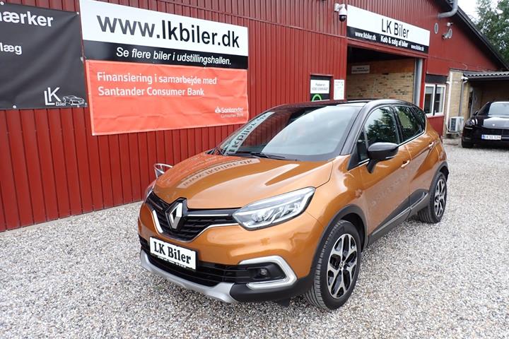 Orange Renault Captur fra 2018 set udefra