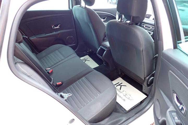 Hvid Renault Megane III fra 2014