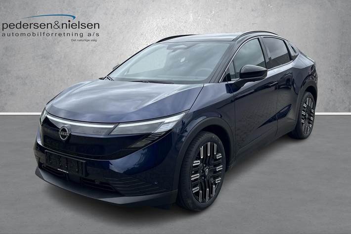 Blå Nissan Leaf fra 2026