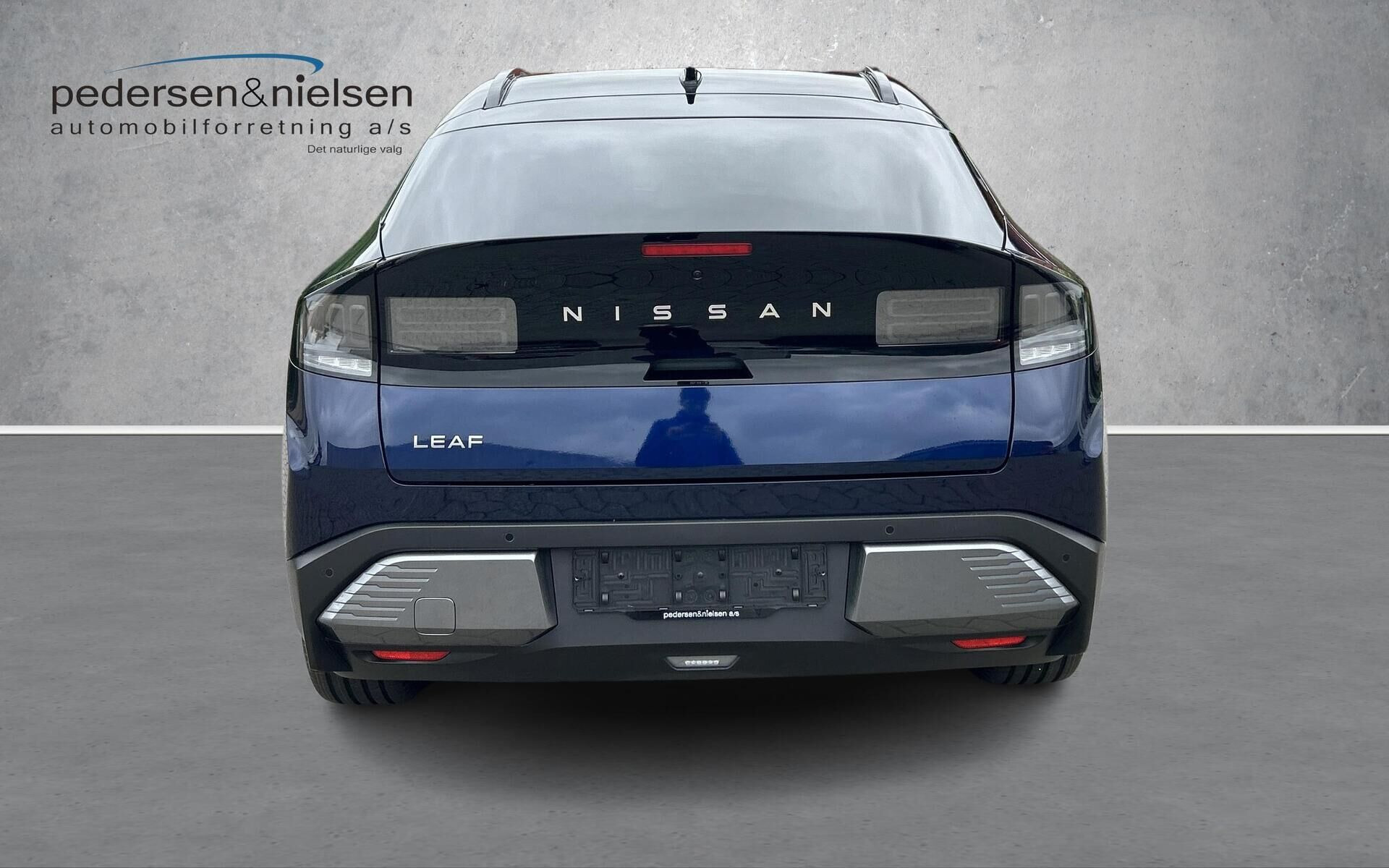 Blå Nissan Leaf fra 2026