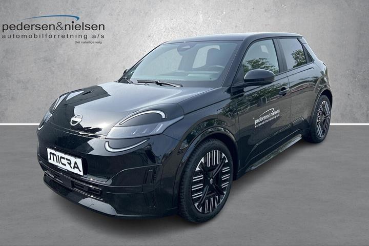 Sort Nissan Micra fra 2026 set udefra