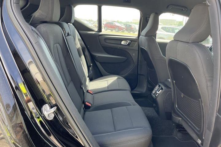 Sort Volvo XC40 fra 2022
