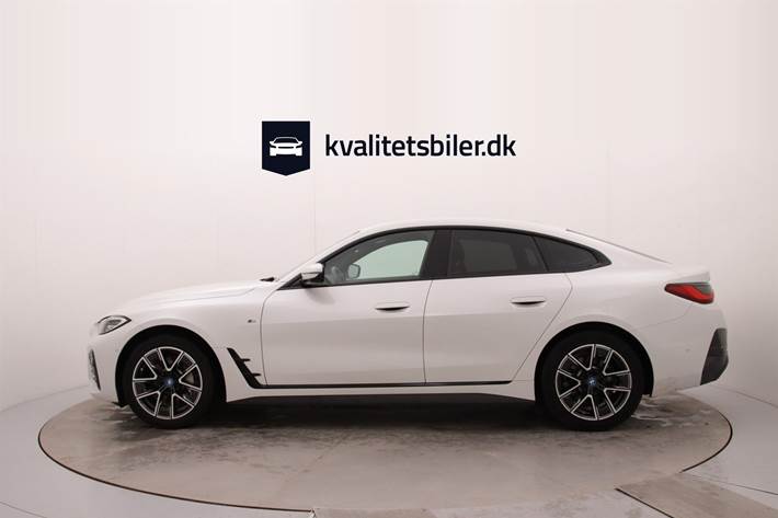 Hvid BMW i4 fra 2023