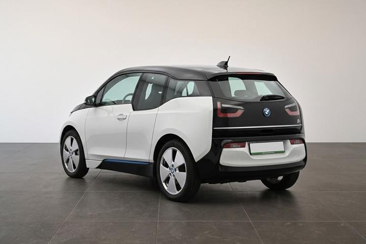 Hvid BMW i3 fra 2022