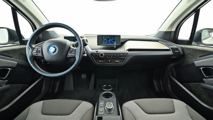Hvid BMW i3 fra 2022