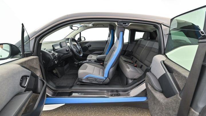 Hvid BMW i3 fra 2022