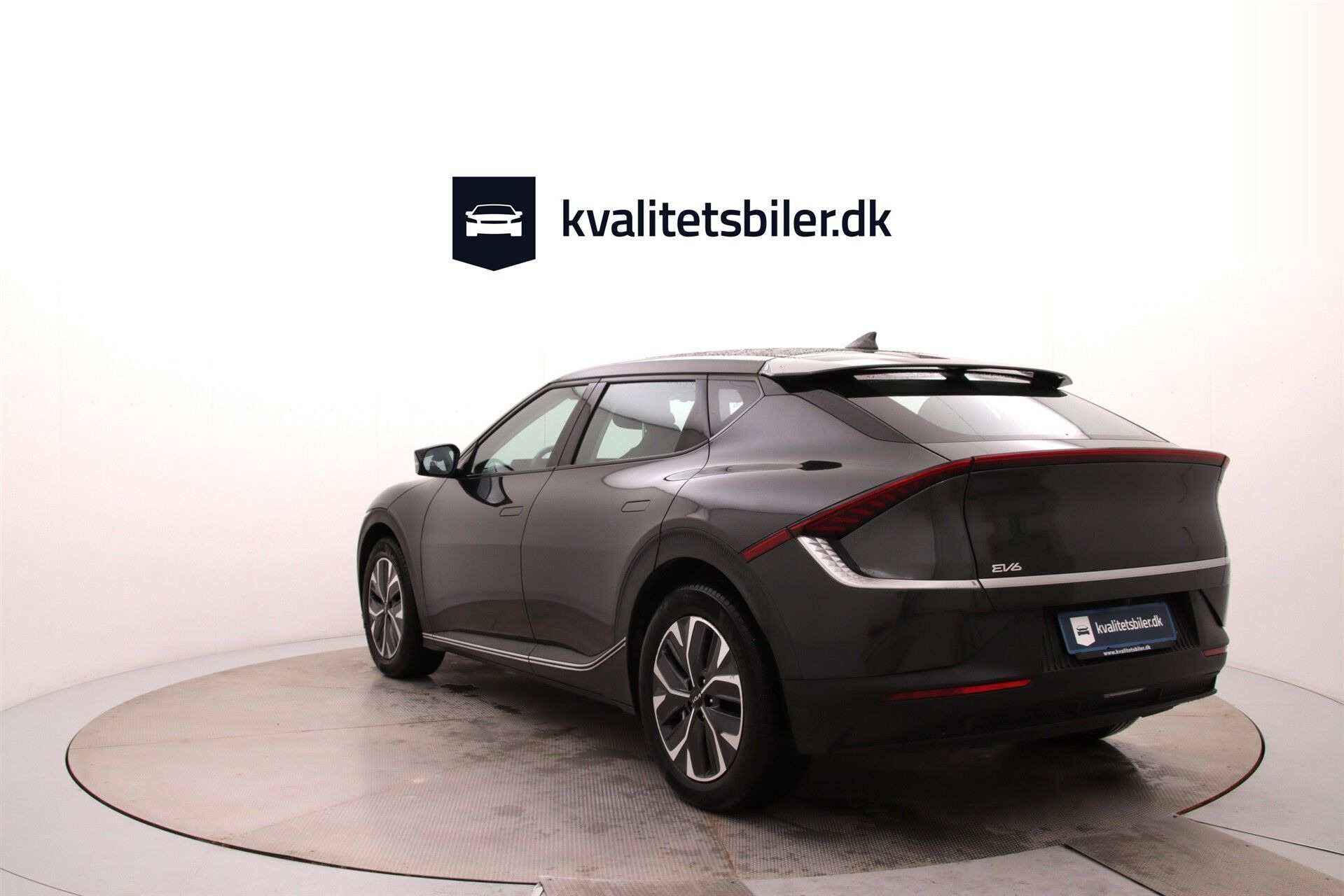 Grå Kia EV6 fra 2023