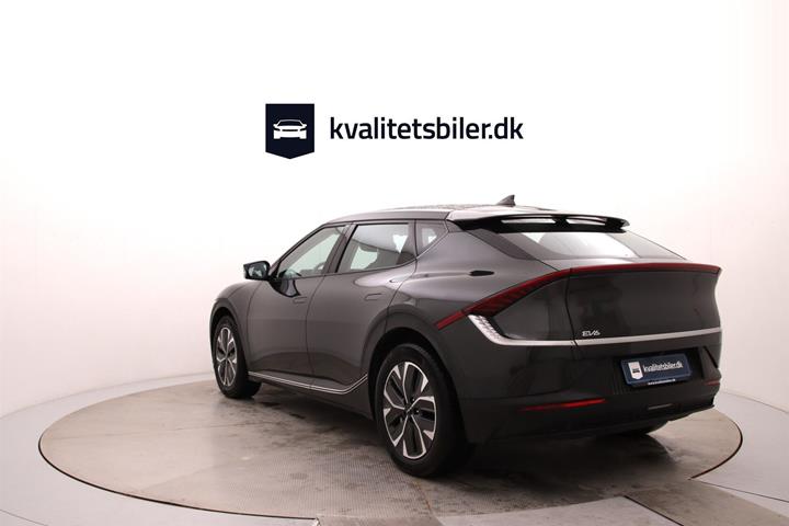 Grå Kia EV6 fra 2023