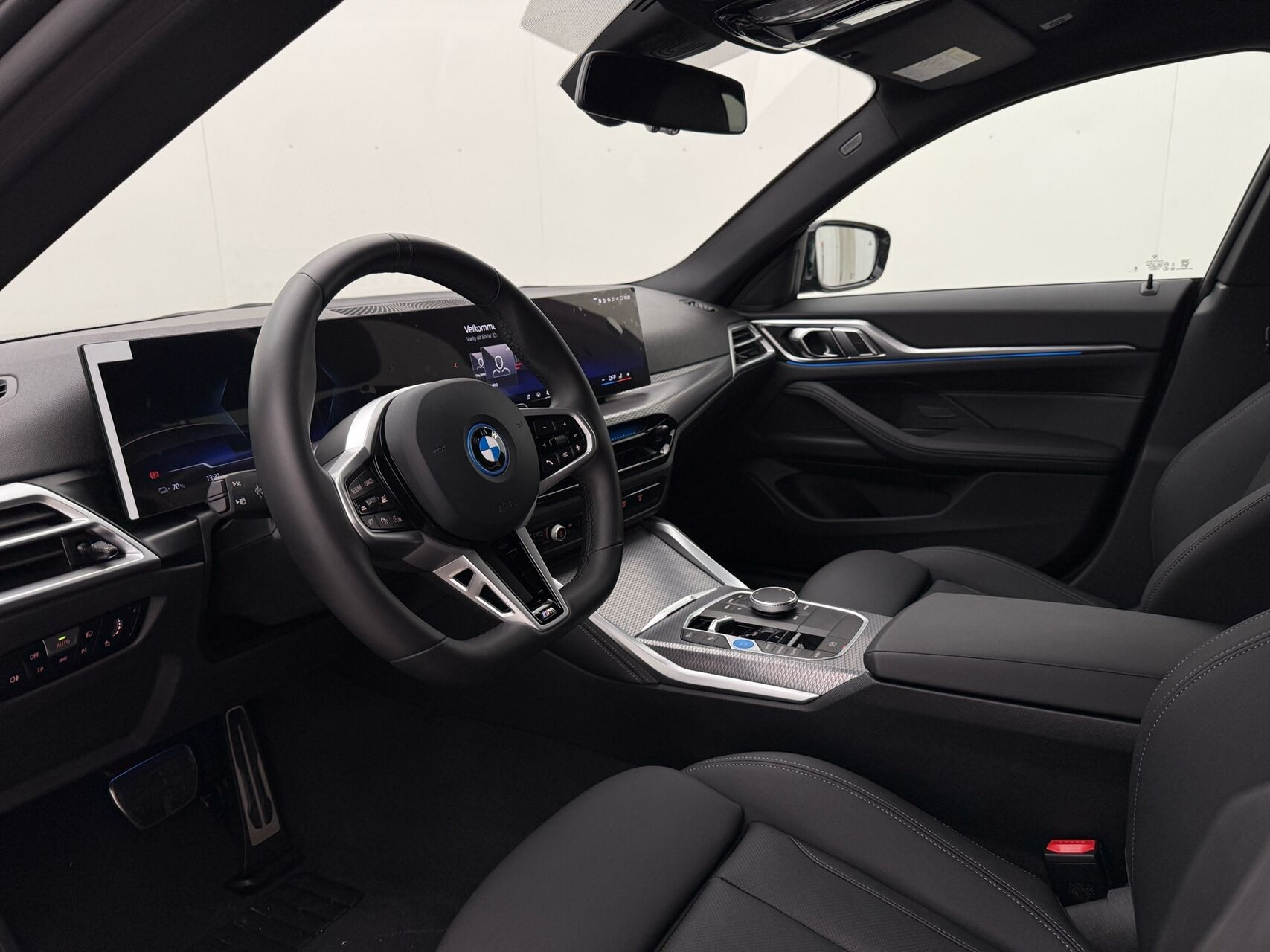 Sort BMW i4 fra 2025
