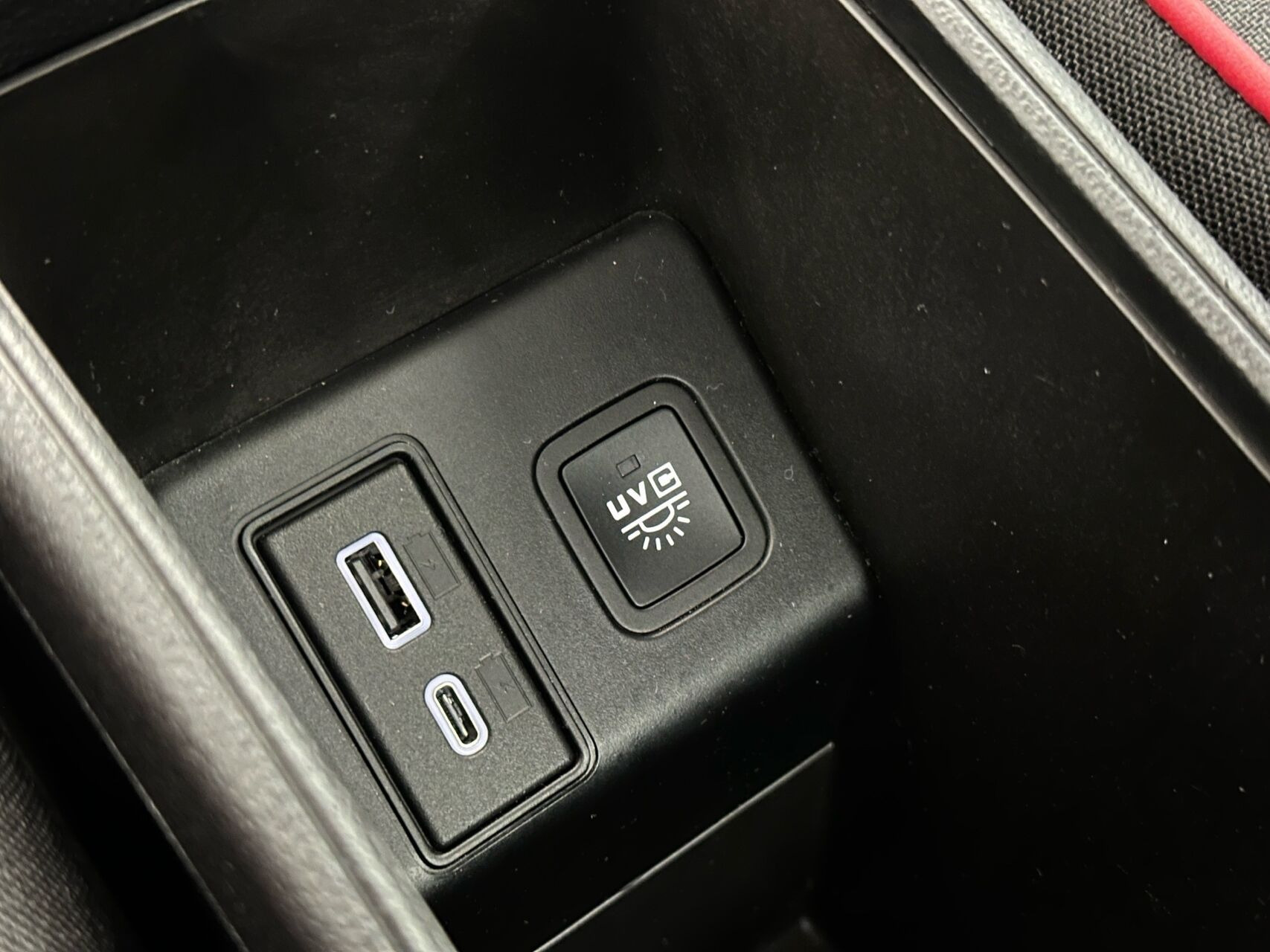 Rød Fiat 500e fra 2023