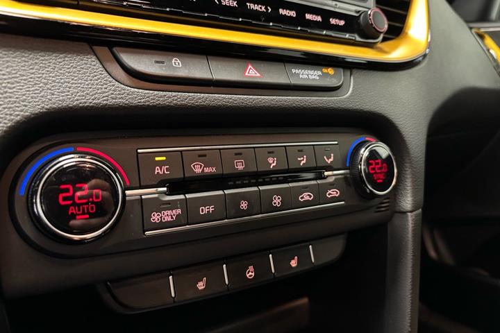 Hvid Kia XCeed fra 2021