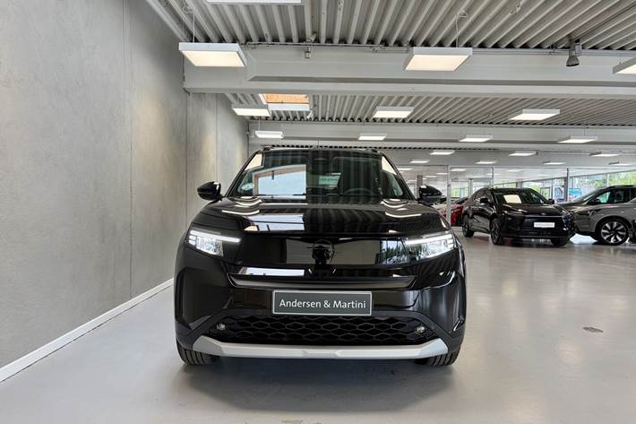 Sort Opel Frontera fra 2026