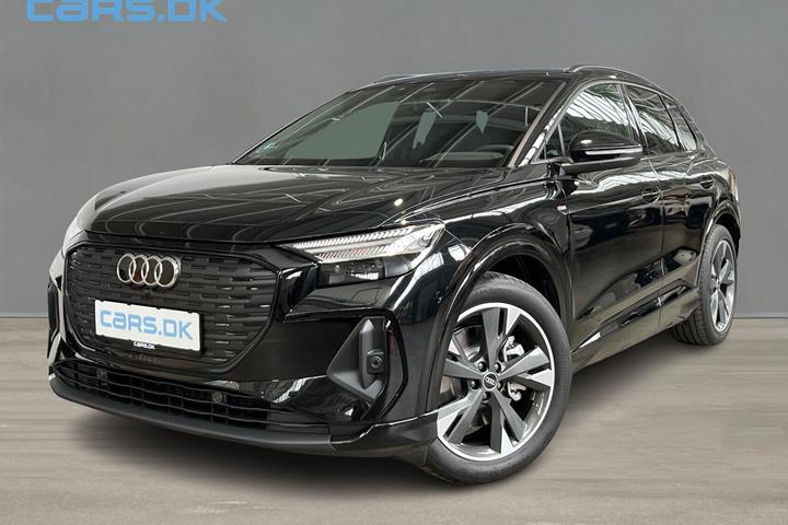Sort Audi Q4 fra 2026 set udefra