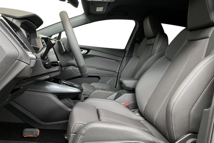 Sort Audi Q4 fra 2026