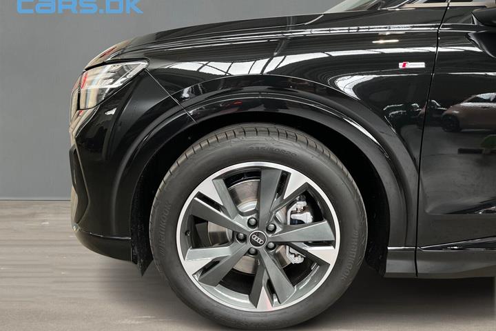 Sort Audi Q4 fra 2026