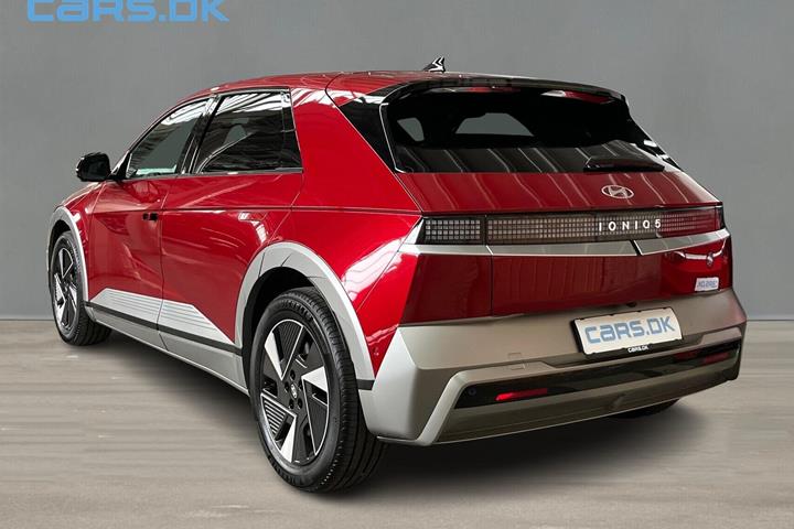 Rød Hyundai Ioniq 5 fra 2026