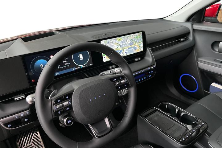 Rød Hyundai Ioniq 5 fra 2026
