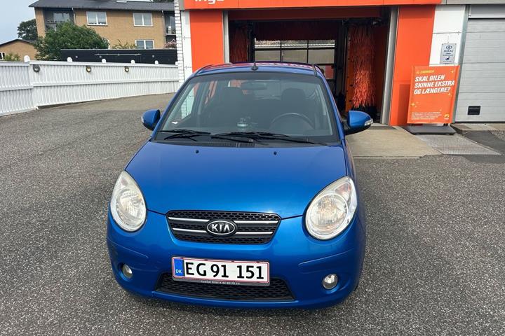 Blå Kia Picanto fra 2009
