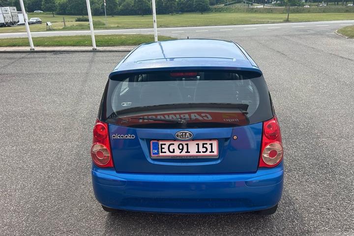 Blå Kia Picanto fra 2009