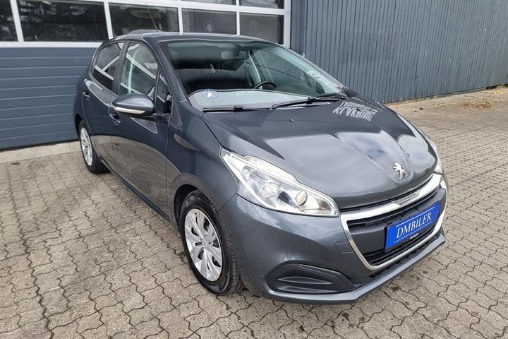 Sort Peugeot 208 fra 2018