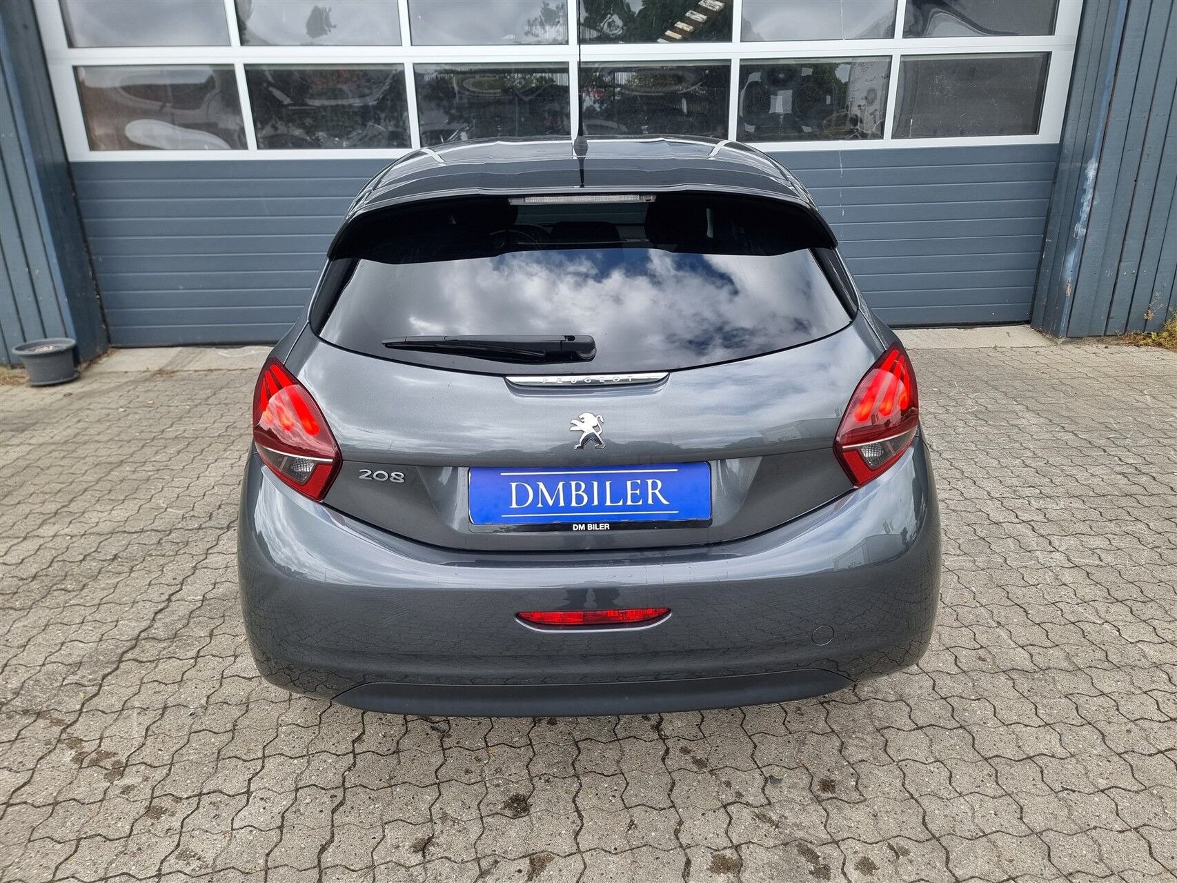 Sort Peugeot 208 fra 2018