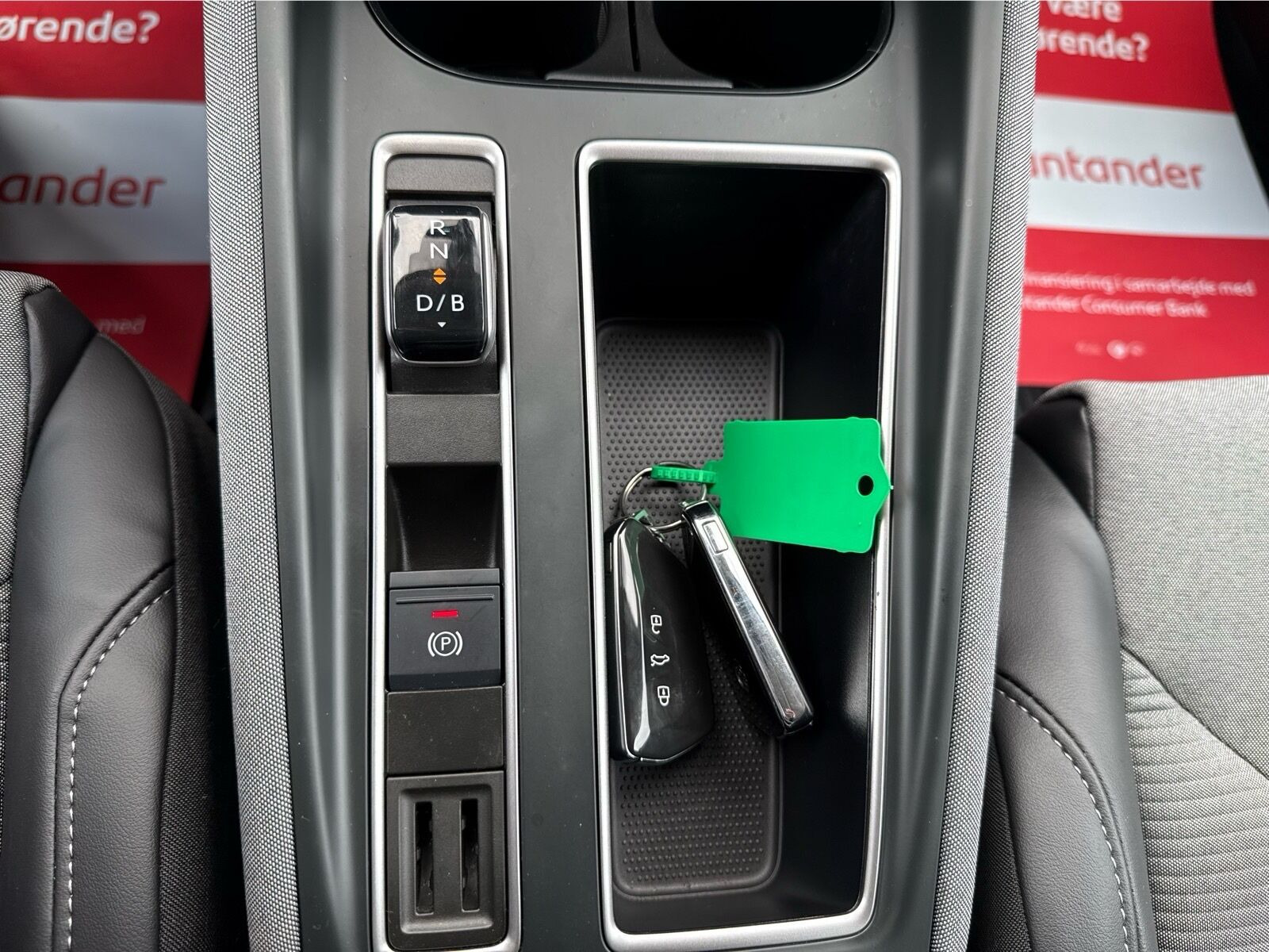 Sort Skoda Enyaq fra 2025