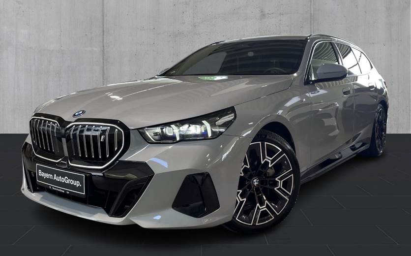 BMW i5 eDrive40 Touring Fully Charged M-Sport