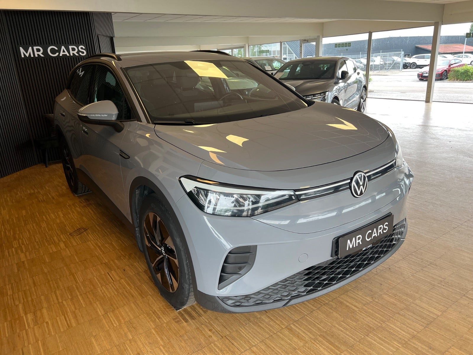 Grøn VW ID.4 fra 2023