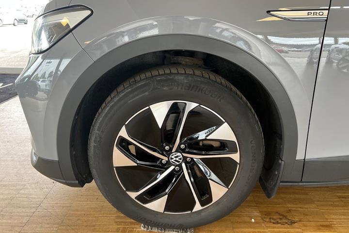 Grøn VW ID.4 fra 2023