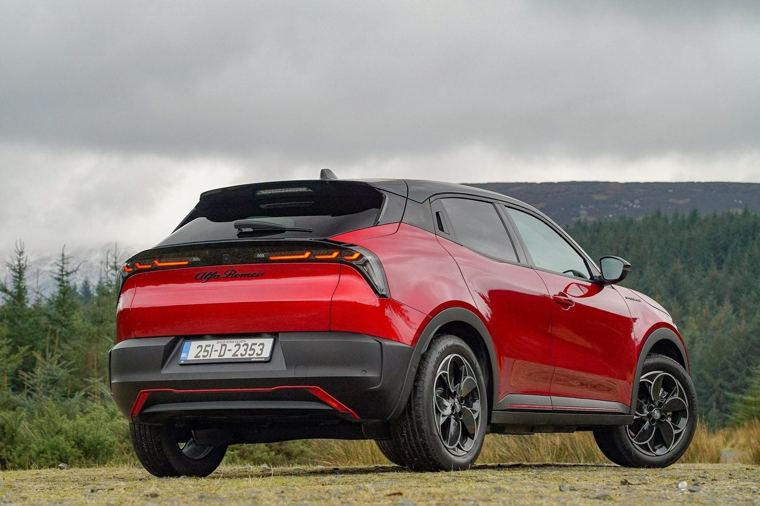 Blå Alfa Romeo Junior fra 2025