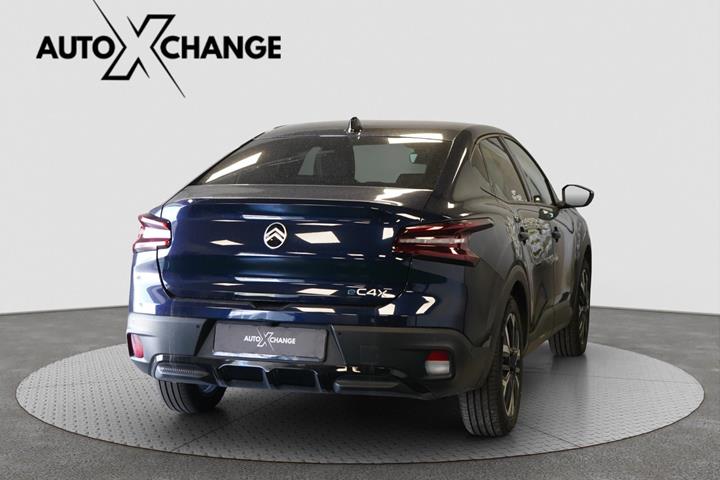 Blå Citroën ë-C4 X fra 2024