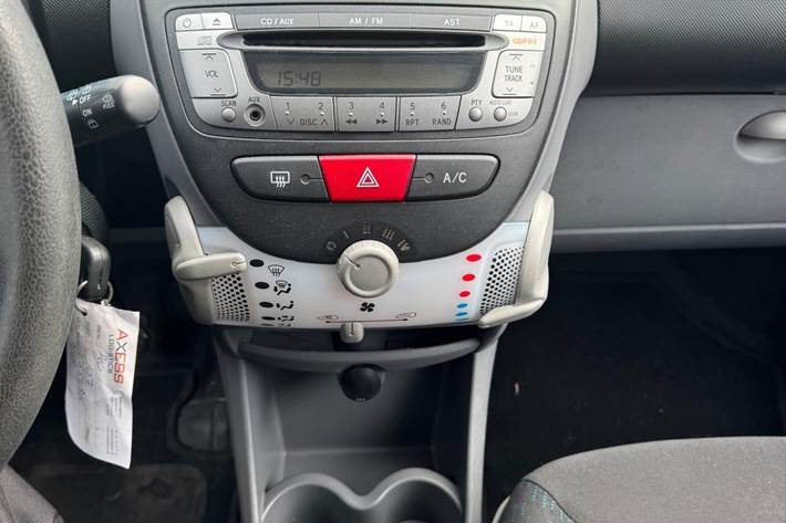 undefined Peugeot 107 fra 2010