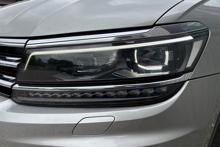 Sølv VW Tiguan fra 2016