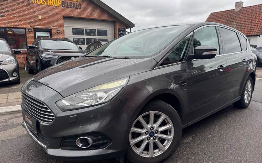 Ford S-MAX 1,5 SCTi 160 Titanium 7prs